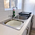Wellesley House 5br Entire Apartment *
