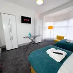 Wellesley House 5br Entire Middlesbrough