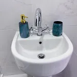 Wellesley House 5br Entire * Middlesbrough